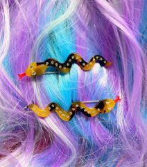 NATURAL MINI MAGIC SNAKES acetate hair clip pair